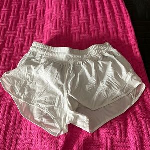 white lululemon hotty hots size 2